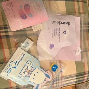 Cute Skincare Mask Set in Purple and Blue